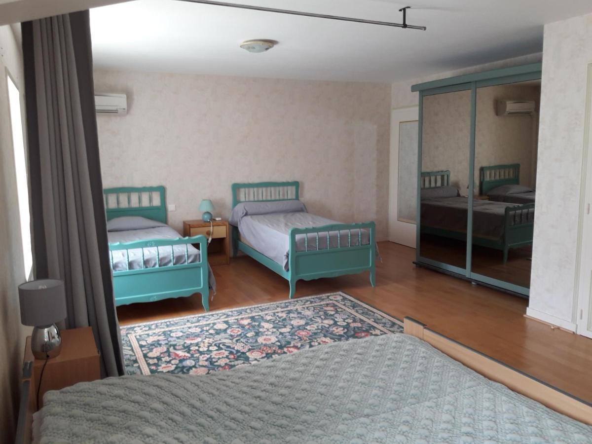 Le Logis De Lange Apt Les Aigrettes Saint-Hilaire-la-Palud Bagian luar foto